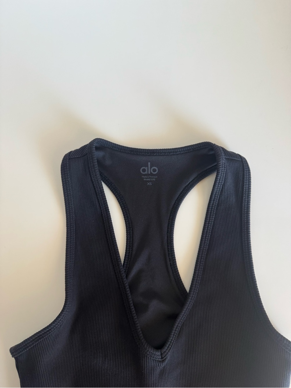 ALO Yoga Goddess Ribbed Cropped Racerback Tank - Picture 6 of 9